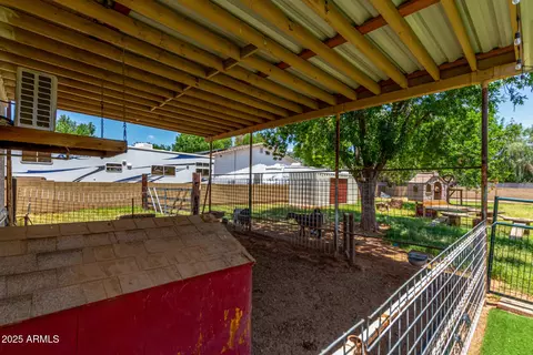 Exterior - 636 E Mesquite Ave, Gilbert, AZ 85296 photo 4 of 17