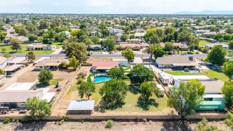 View/Area - 636 E Mesquite Ave, Gilbert, AZ 85296 photo 4 of 12