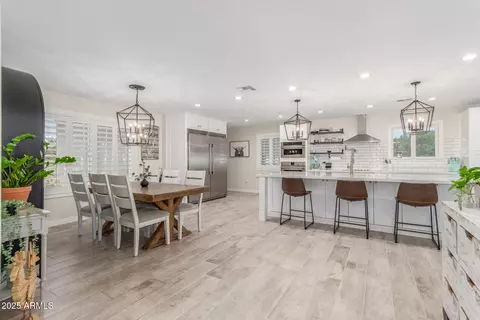 Dining - 636 E Mesquite Ave, Gilbert, AZ 85296 photo 3 of 3