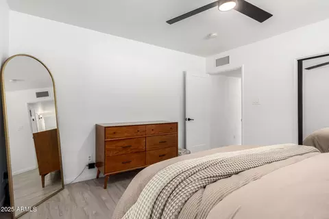 1126 E Lawrence Rd, Phoenix, AZ 85014 photo 21