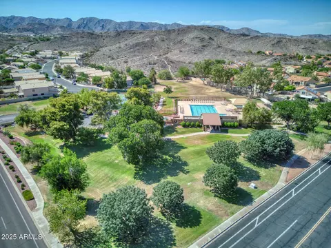 3976 E Graythorn St, Phoenix, AZ 85044 photo 26