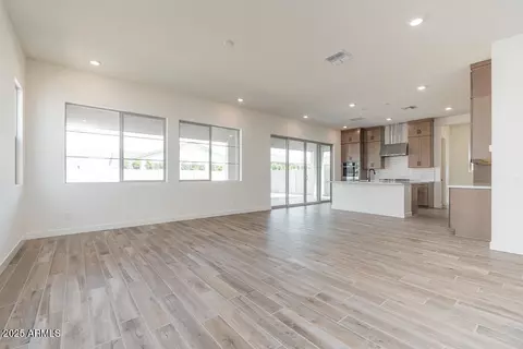 1342 E Prescott St, Gilbert, AZ 85298 photo 4