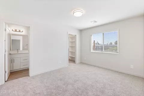 Bedroom - 4307 N 13th Pl, Phoenix, AZ 85014 photo 6 of 7