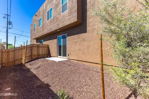 Exterior - 4307 N 13th Pl, Phoenix, AZ 85014 photo 2 of 4