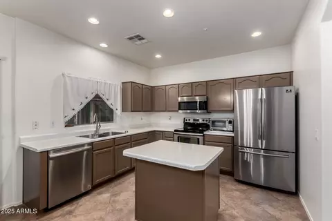 2846 S Rock St, Gilbert, AZ 85295 photo 13