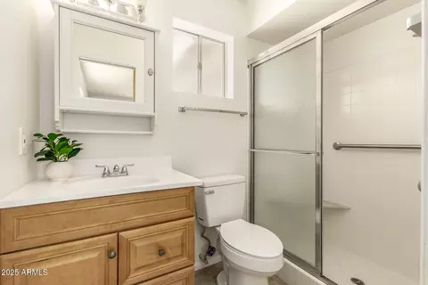 Bath - 5226 E Colby St, Mesa, AZ 85205 photo 1 of 2
