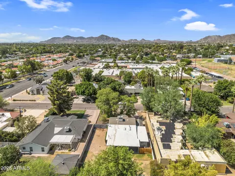View/Area - 717 E Myrtle Ave, Phoenix, AZ 85020 photo 5 of 6