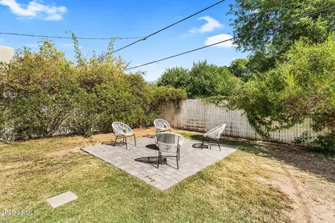 Exterior - 717 E Myrtle Ave, Phoenix, AZ 85020 photo 6 of 12