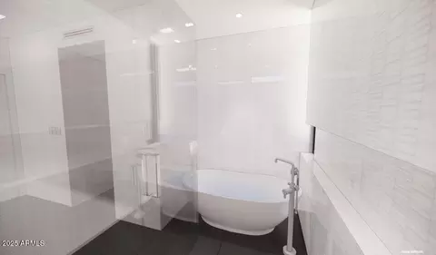 Bath - 717 E Myrtle Ave, Phoenix, AZ 85020 photo 5 of 5