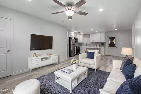 18079 N Villa Rita Dr, Phoenix, AZ 85032