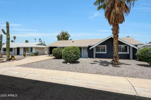11044 W Florida Ave, Sun City, AZ 85351