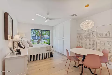 Bedroom - 123 E Wagon Wheel Dr, Phoenix, AZ 85020 photo 10 of 10