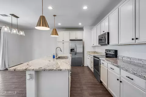 Kitchen - 3451 E Russell St, Mesa, AZ 85213 photo 3 of 6