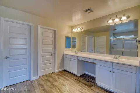 2721 E Dunbar Dr, Phoenix, AZ 85042 photo 13
