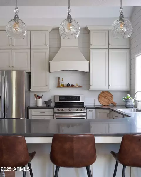 Kitchen - 442 S Burk St, Gilbert, AZ 85296 photo 3 of 4