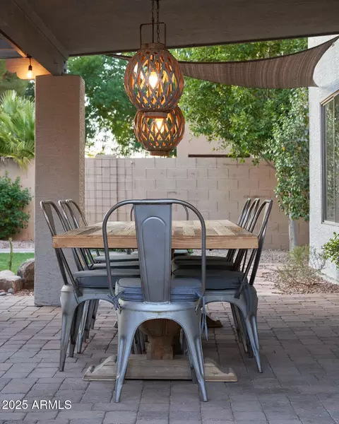Exterior - 442 S Burk St, Gilbert, AZ 85296 photo 2 of 4