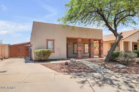 Exterior - 1440 E Saint Catherine Ave, Phoenix, AZ 85042 photo 2 of 7