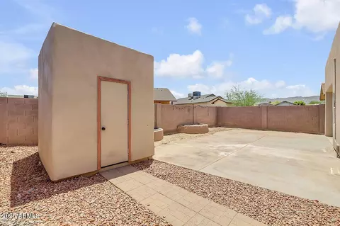 Exterior - 1440 E Saint Catherine Ave, Phoenix, AZ 85042 photo 6 of 7