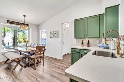 Kitchen - 321 E Sherri Dr, Gilbert, AZ 85296 photo 4 of 4