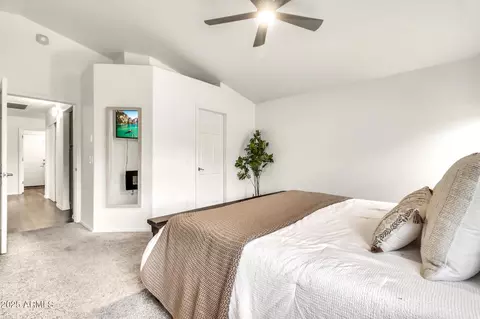 Bedroom - 321 E Sherri Dr, Gilbert, AZ 85296 photo 2 of 7