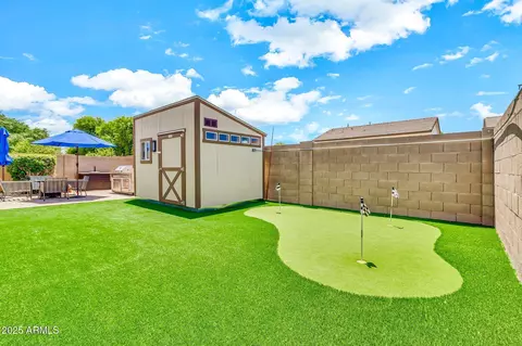 Exterior - 321 E Sherri Dr, Gilbert, AZ 85296 photo 5 of 6