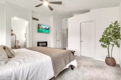 Bedroom - 321 E Sherri Dr, Gilbert, AZ 85296 photo 3 of 7