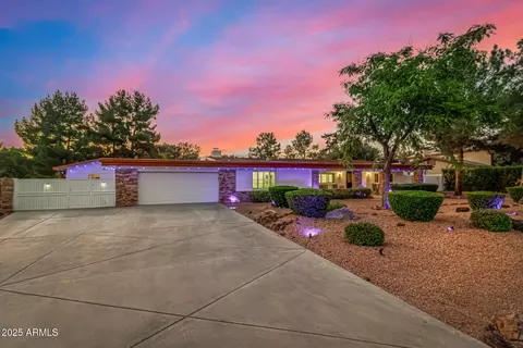 330 W Tam Oshanter Dr, Phoenix, AZ 85023