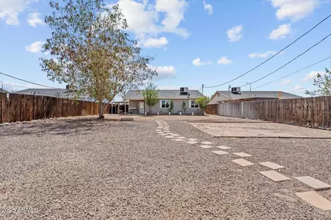 Exterior - 4366 N 37th Ave, Phoenix, AZ 85019 photo 3 of 3