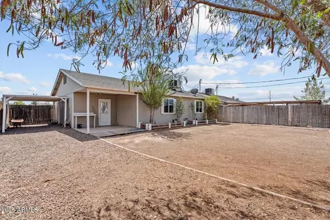 Exterior - 4366 N 37th Ave, Phoenix, AZ 85019 photo 2 of 3