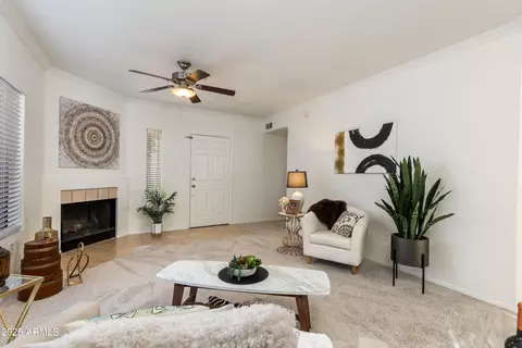 750 E Northern Ave #1018, Phoenix, AZ 85020