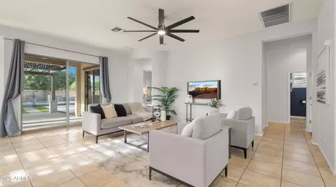 886 E Buckingham Ave, Gilbert, AZ 85297 photo 7