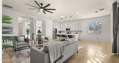 886 E Buckingham Ave, Gilbert, AZ 85297 photo 2