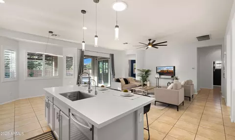 886 E Buckingham Ave, Gilbert, AZ 85297 photo 6