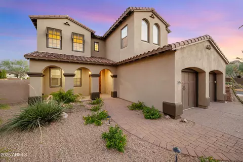 3737 E Donald Dr, Phoenix, AZ 85050