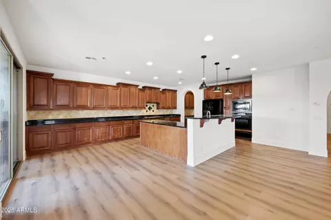 3737 E Donald Dr, Phoenix, AZ 85050 photo 12