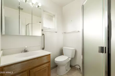 4443 N 46th Pl, Phoenix, AZ 85018 photo 12