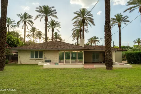 4443 N 46th Pl, Phoenix, AZ 85018