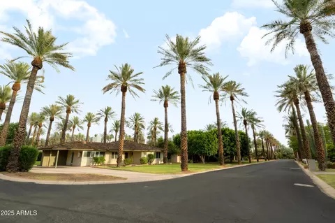 4443 N 46th Pl, Phoenix, AZ 85018 photo 4