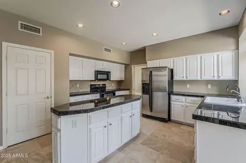 1612 E Glenhaven Dr, Phoenix, AZ 85048 photo 17