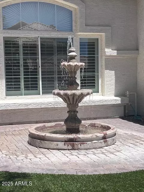 1612 E Glenhaven Dr, Phoenix, AZ 85048 photo 8