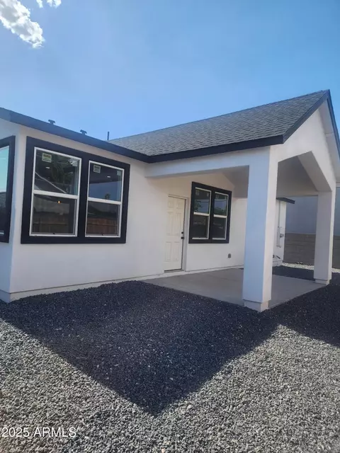 1827 S Coconino Dr, Apache Junction, AZ 85120