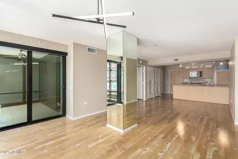 Living - 4808 N 24th St #1127, Phoenix, AZ 85016 photo 2 of 6