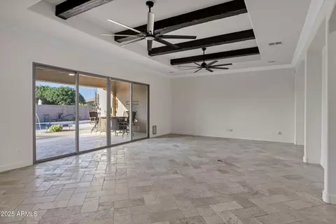 Living - 3076 E La Costa Dr, Gilbert, AZ 85298 photo 4 of 9