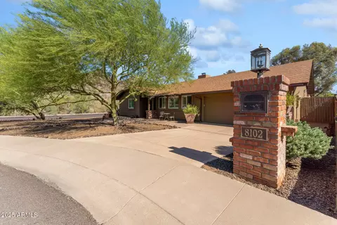 8102 N Dreamy Draw Dr, Phoenix, AZ 85020