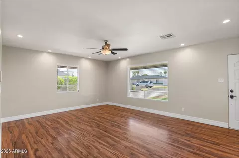 838 E Belmont Ave, Phoenix, AZ 85020 photo 12