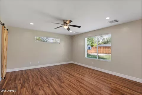838 E Belmont Ave, Phoenix, AZ 85020 photo 26