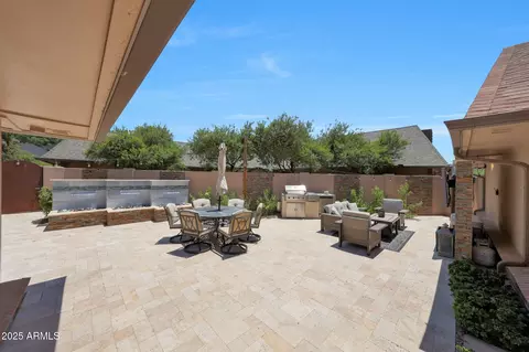 Exterior - 2101 E Pasadena Ave, Phoenix, AZ 85016 photo 6 of 6