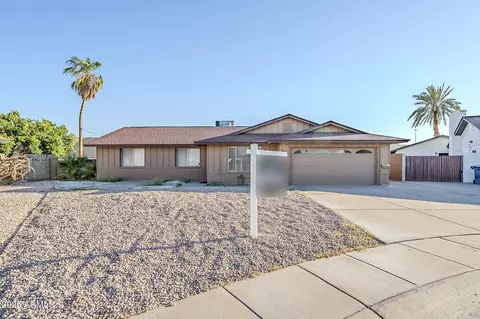 Exterior - 2337 E Riviera Dr, Tempe, AZ 85282 photo 2 of 5