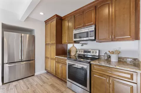 100 Encanto Dr, Tempe, AZ 85281 photo 20