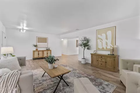 100 Encanto Dr, Tempe, AZ 85281 photo 16